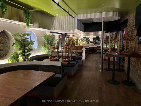 Photo 1 at 270 Adelaide Street W, Waterfront Communities C1, Toronto