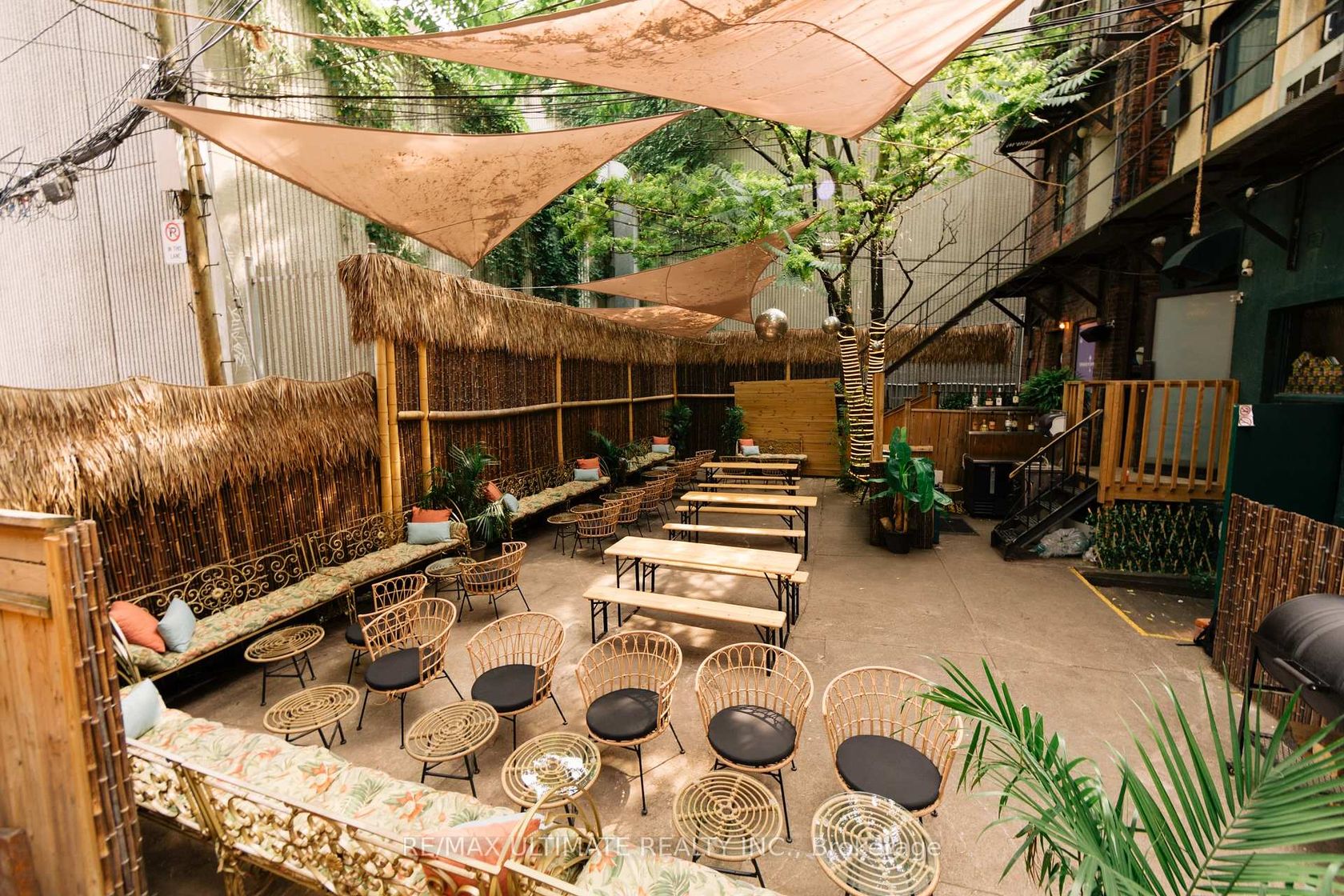 270 Adelaide Street W, Waterfront Communities C1, Toronto photo number 2