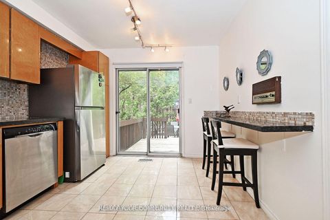 Photo 16 at 348 Brownridge Drive, Brownridge, Vaughan