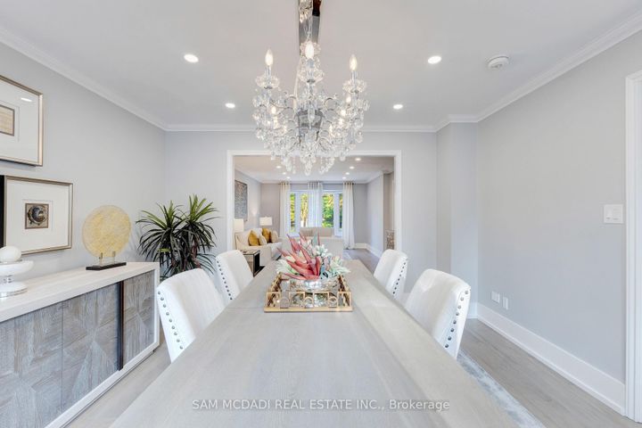 Photo 5 at 807 Indian Road, Lorne Park, Mississauga