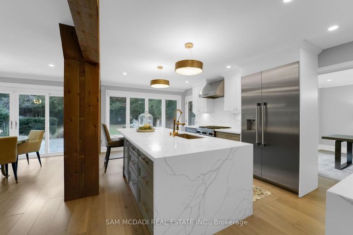 Photo 7 at 807 Indian Road, Lorne Park, Mississauga