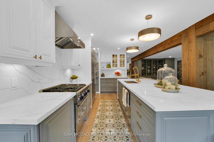 Photo 9 at 807 Indian Road, Lorne Park, Mississauga