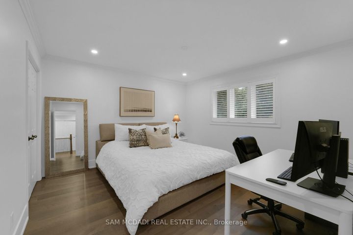 Photo 29 at 807 Indian Road, Lorne Park, Mississauga