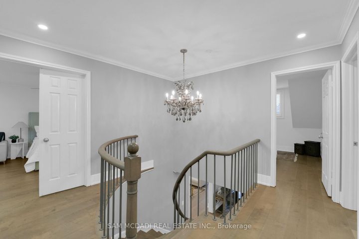 Photo 32 at 807 Indian Road, Lorne Park, Mississauga