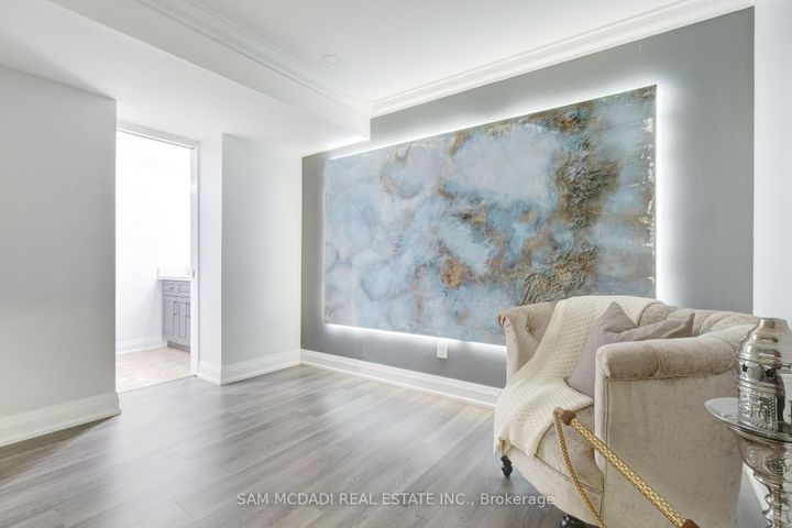 Photo 37 at 807 Indian Road, Lorne Park, Mississauga