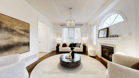 Photo 3 at 114 Timber Valley Avenue, Oak Ridges, Richmond Hill