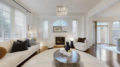 Photo 4 at 114 Timber Valley Avenue, Oak Ridges, Richmond Hill