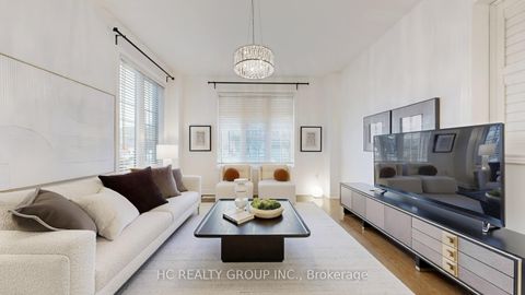 Photo 10 at 114 Timber Valley Avenue, Oak Ridges, Richmond Hill