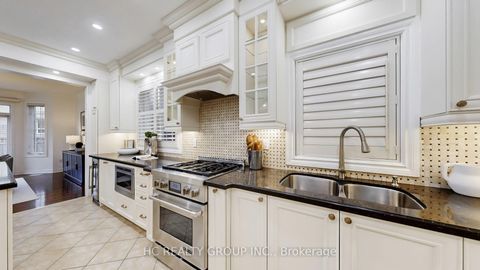 Photo 13 at 114 Timber Valley Avenue, Oak Ridges, Richmond Hill