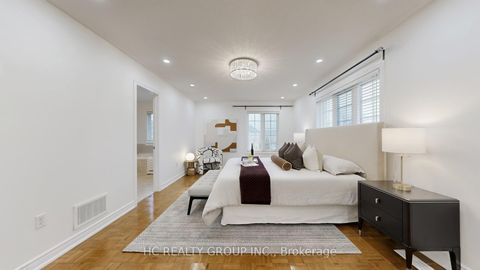 Photo 21 at 114 Timber Valley Avenue, Oak Ridges, Richmond Hill