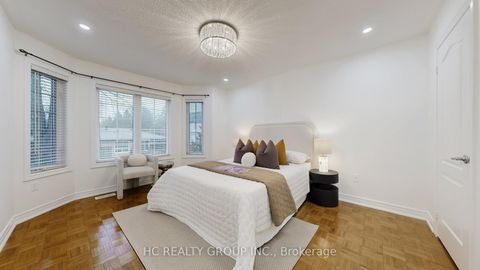 Photo 30 at 114 Timber Valley Avenue, Oak Ridges, Richmond Hill