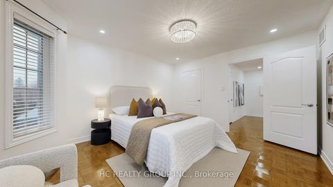 Photo 32 at 114 Timber Valley Avenue, Oak Ridges, Richmond Hill