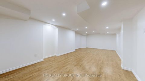 Photo 37 at 114 Timber Valley Avenue, Oak Ridges, Richmond Hill