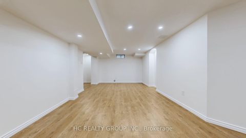 Photo 38 at 114 Timber Valley Avenue, Oak Ridges, Richmond Hill