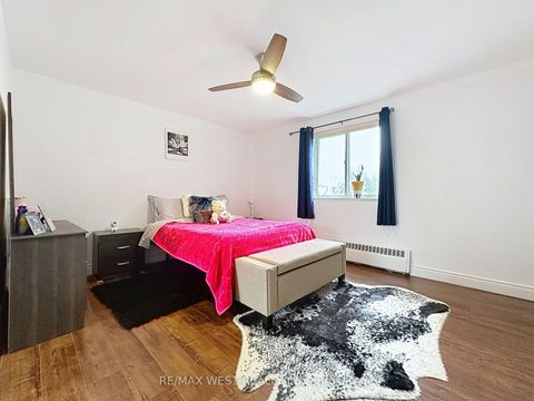 Photo 16 at 206 - 800 Kennedy Road, Ionview, Toronto