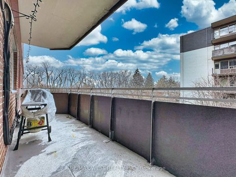 Photo 22 at 206 - 800 Kennedy Road, Ionview, Toronto