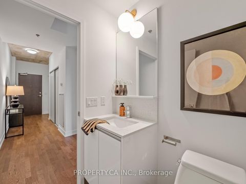 Photo 6 at 729 - 20 Minowan Miikan Lane, Little Portugal, Toronto