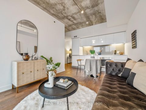 Photo 13 at 729 - 20 Minowan Miikan Lane, Little Portugal, Toronto