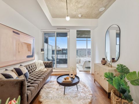 Photo 16 at 729 - 20 Minowan Miikan Lane, Little Portugal, Toronto