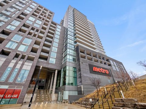 Photo 26 at 729 - 20 Minowan Miikan Lane, Little Portugal, Toronto