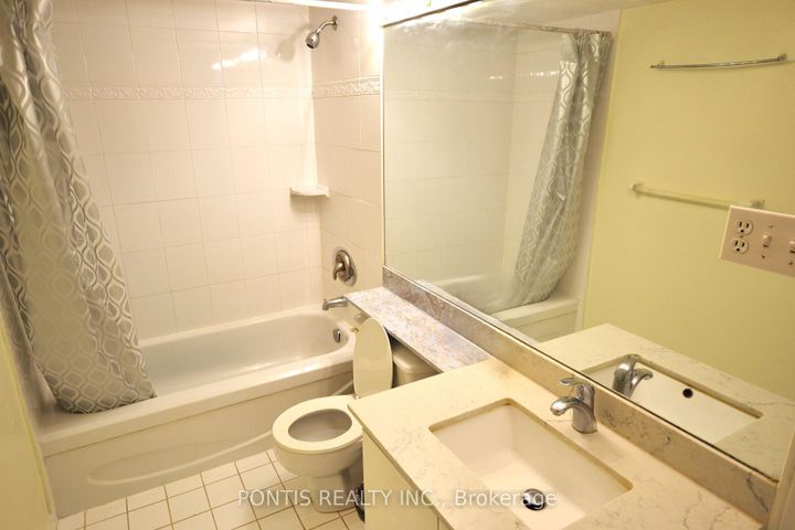 Photo 16 at 1008 - 24 HANOVER Road, Queen Street Corridor, Brampton