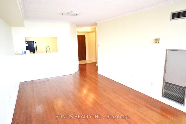 Photo 23 at 1008 - 24 HANOVER Road, Queen Street Corridor, Brampton