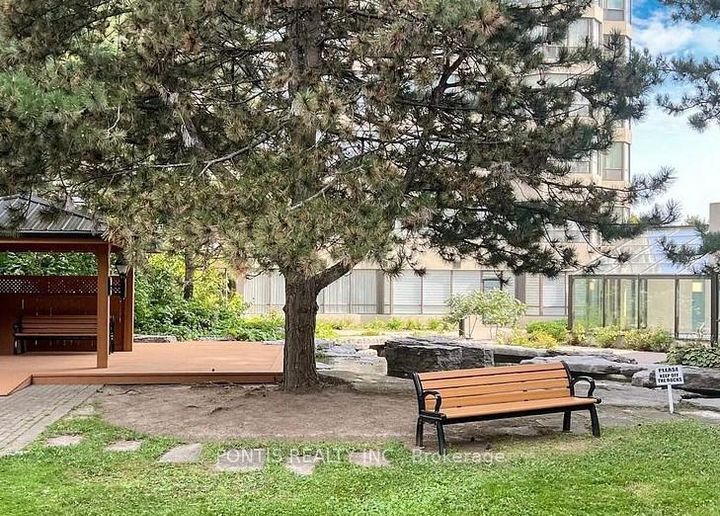 Photo 44 at 1008 - 24 HANOVER Road, Queen Street Corridor, Brampton