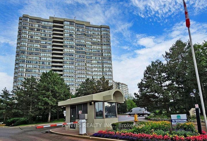 Photo 47 at 1008 - 24 HANOVER Road, Queen Street Corridor, Brampton