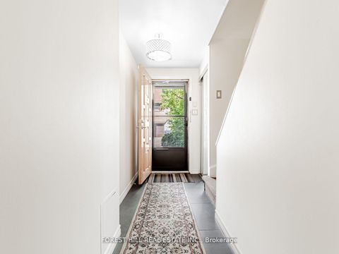 Photo 18 at 86 Village Greenway, Henry Farm, Toronto