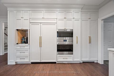 Photo 9 at 132 Strath Avenue, Kingsway South, Toronto