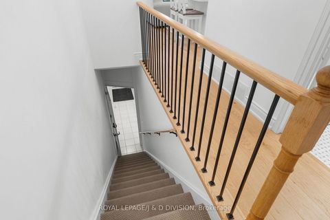 Photo 22 at 28 Argyle Street, Bellwoods, Toronto