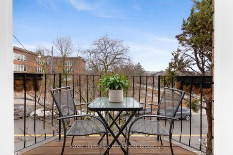 Photo 33 at 28 Argyle Street, Bellwoods, Toronto