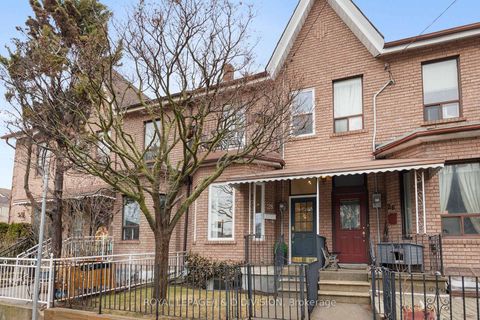 Photo 43 at 28 Argyle Street, Bellwoods, Toronto