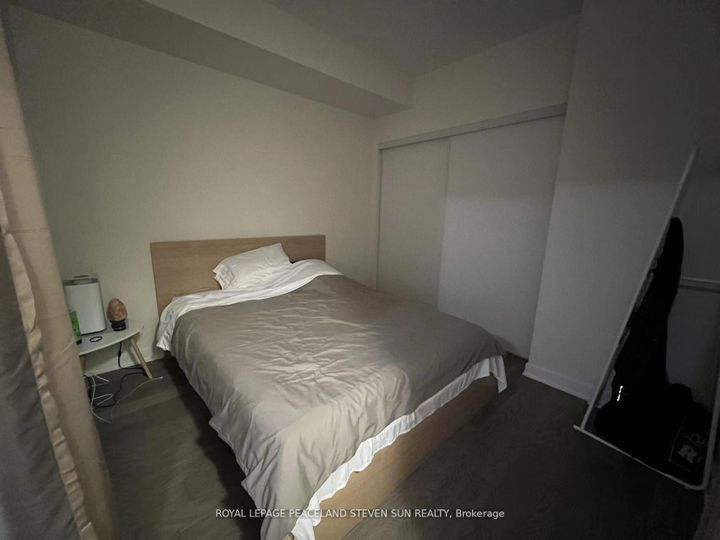 Photo 9 at 904 - 17 Dundonald Street, Yonge Corridor, Toronto