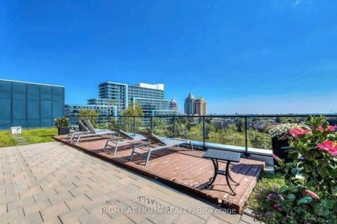 Photo 18 at 228 - 399 Spring Garden Avenue, Willowdale East, Toronto