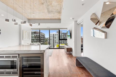 Photo 3 at PH1411 - 629 King St W Street, Waterfront Communities C1, Toronto