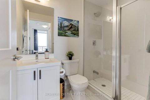 Photo 19 at 717 - 7895 JANE Street, Concord, Vaughan