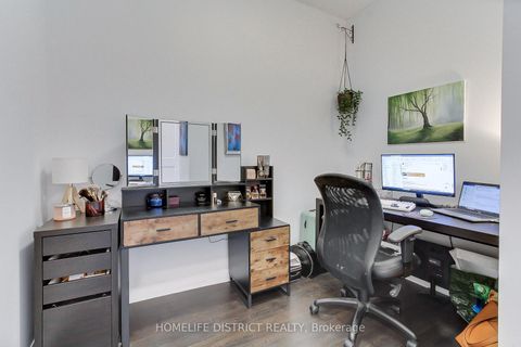 Photo 22 at 717 - 7895 JANE Street, Concord, Vaughan