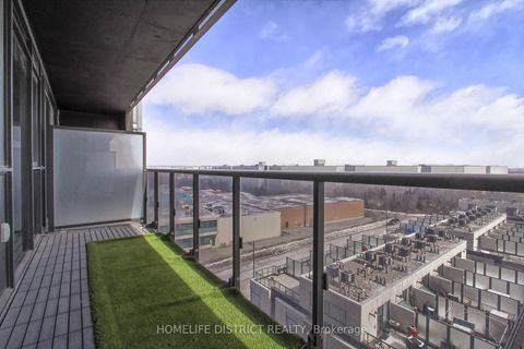 Photo 28 at 717 - 7895 JANE Street, Concord, Vaughan