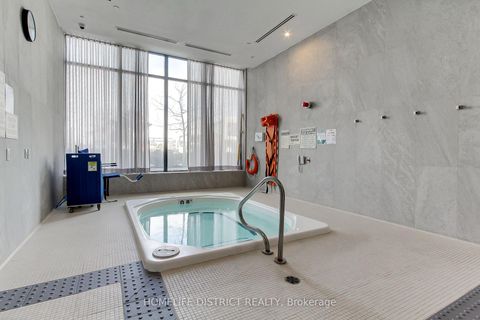 Photo 32 at 717 - 7895 JANE Street, Concord, Vaughan