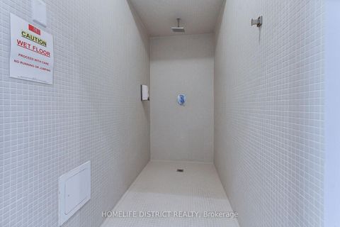 Photo 35 at 717 - 7895 JANE Street, Concord, Vaughan