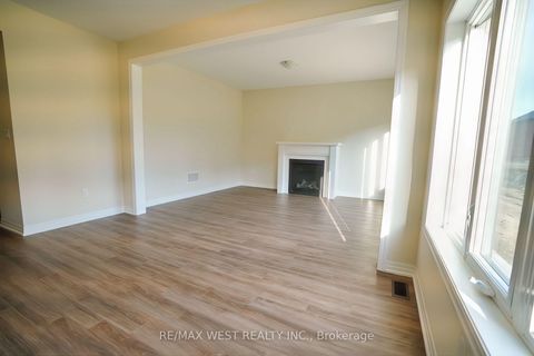 Photo 8 at 7 Stennett Drive, Keswick North, Georgina