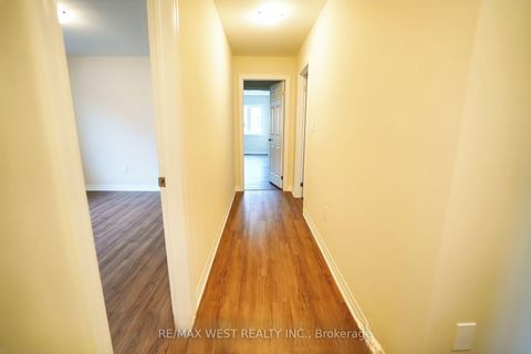 Photo 14 at 7 Stennett Drive, Keswick North, Georgina