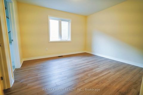 Photo 20 at 7 Stennett Drive, Keswick North, Georgina