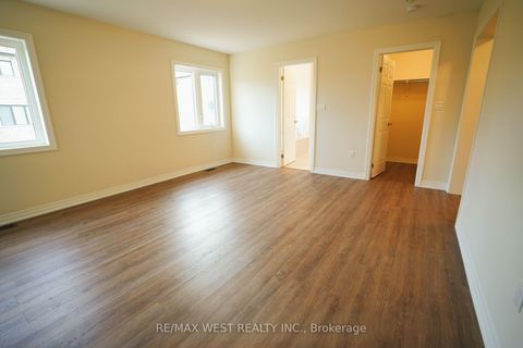 Photo 21 at 7 Stennett Drive, Keswick North, Georgina