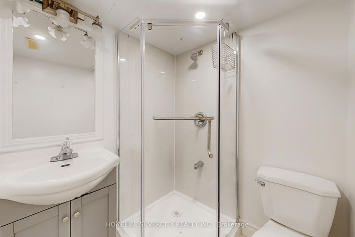 Photo 39 at 6 Rouge Fairway Street, Rouge Fairways, Markham