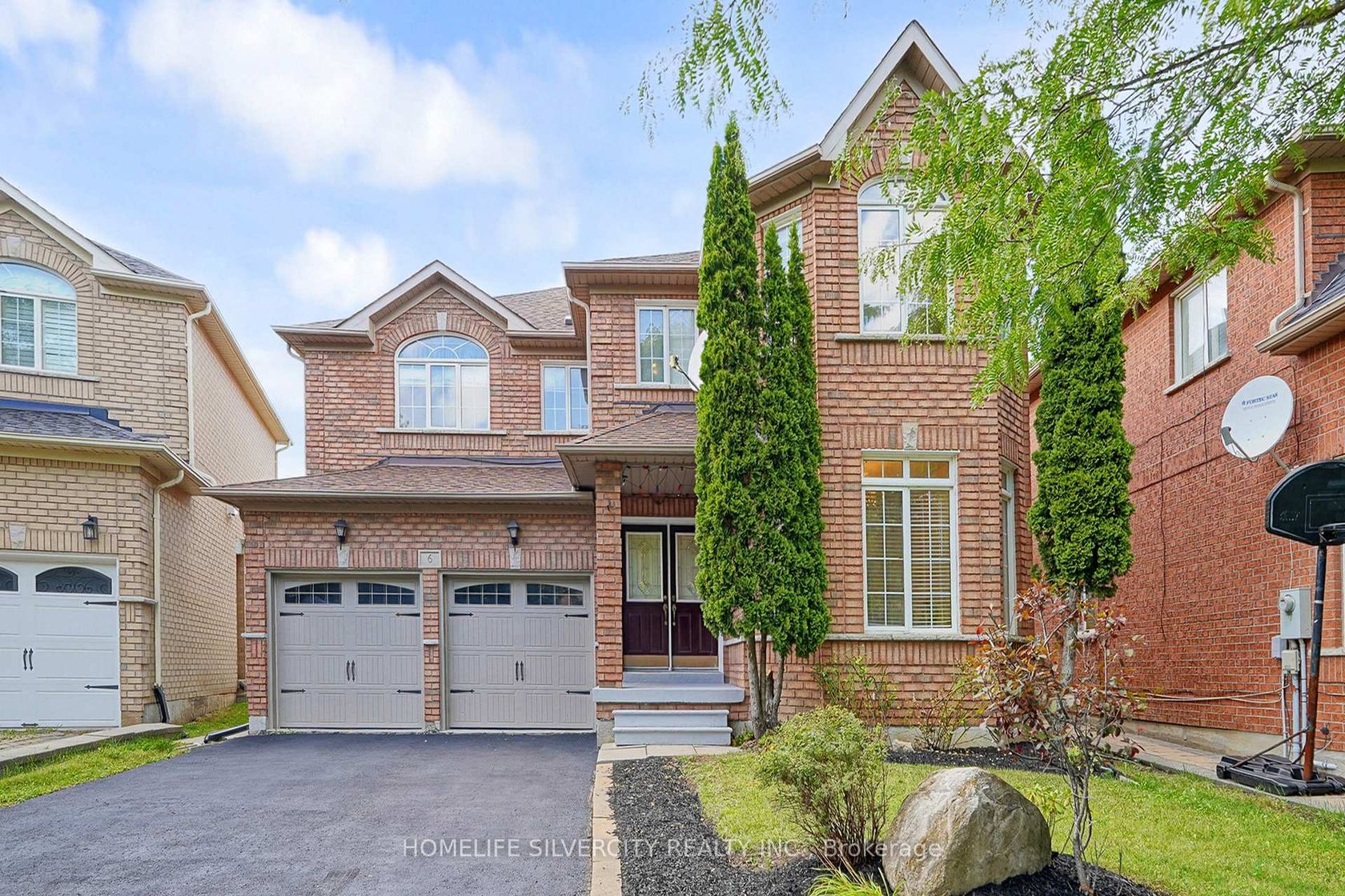 6 Rouge Fairway Street, Rouge Fairways, Markham 2