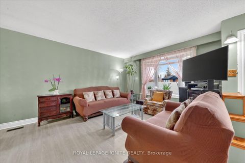 Photo 5 at 16 Vankirk Road, Dorset Park, Toronto