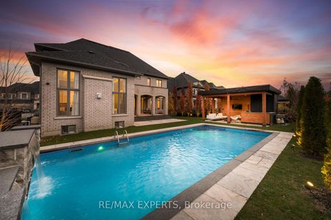 Photo 1 at 32 James Stokes Court, King City, King