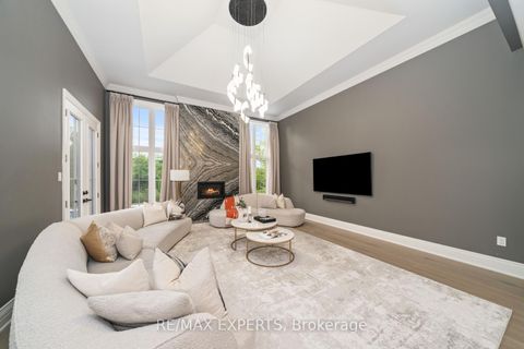 Photo 18 at 32 James Stokes Court, King City, King